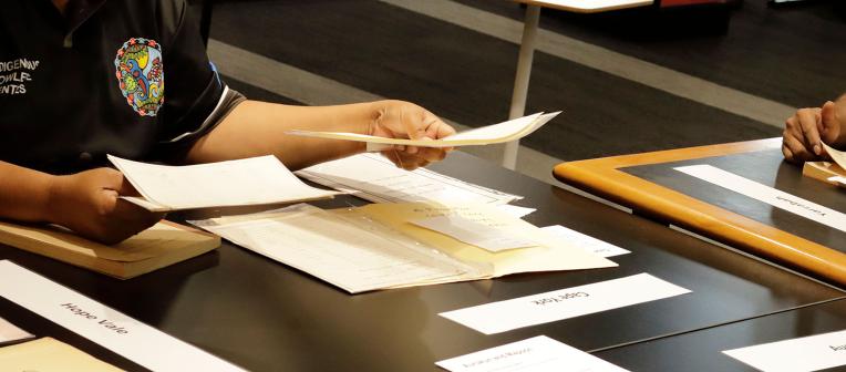 Indigenous researchers in Fryer Library 